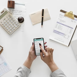 灸合天下联姻“中国艾都” 战略签约时珍本草完善原料产业链